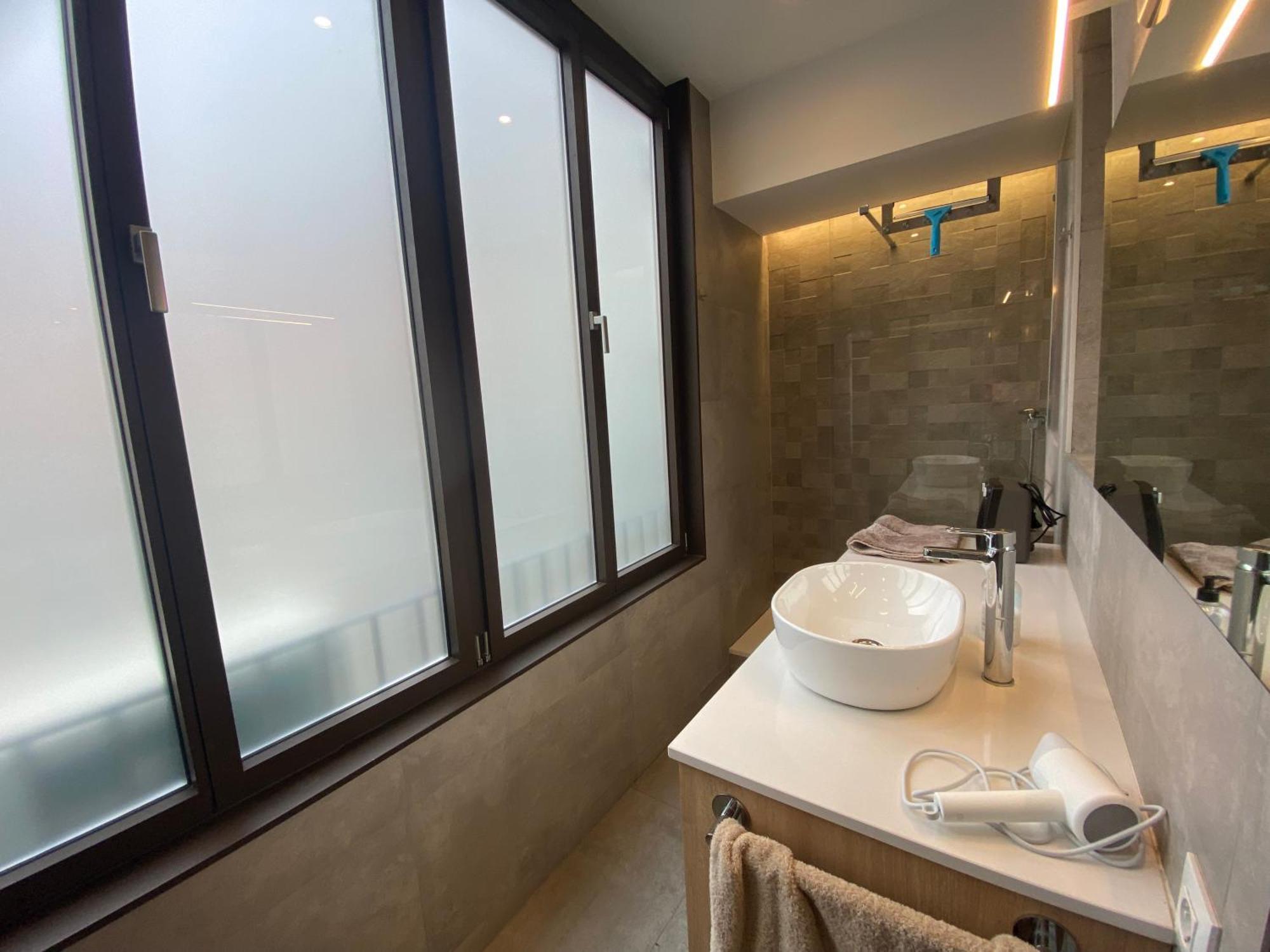Spatious Luxe Apartment Paseo De Gracia Diagonal Barcellona Esterno foto